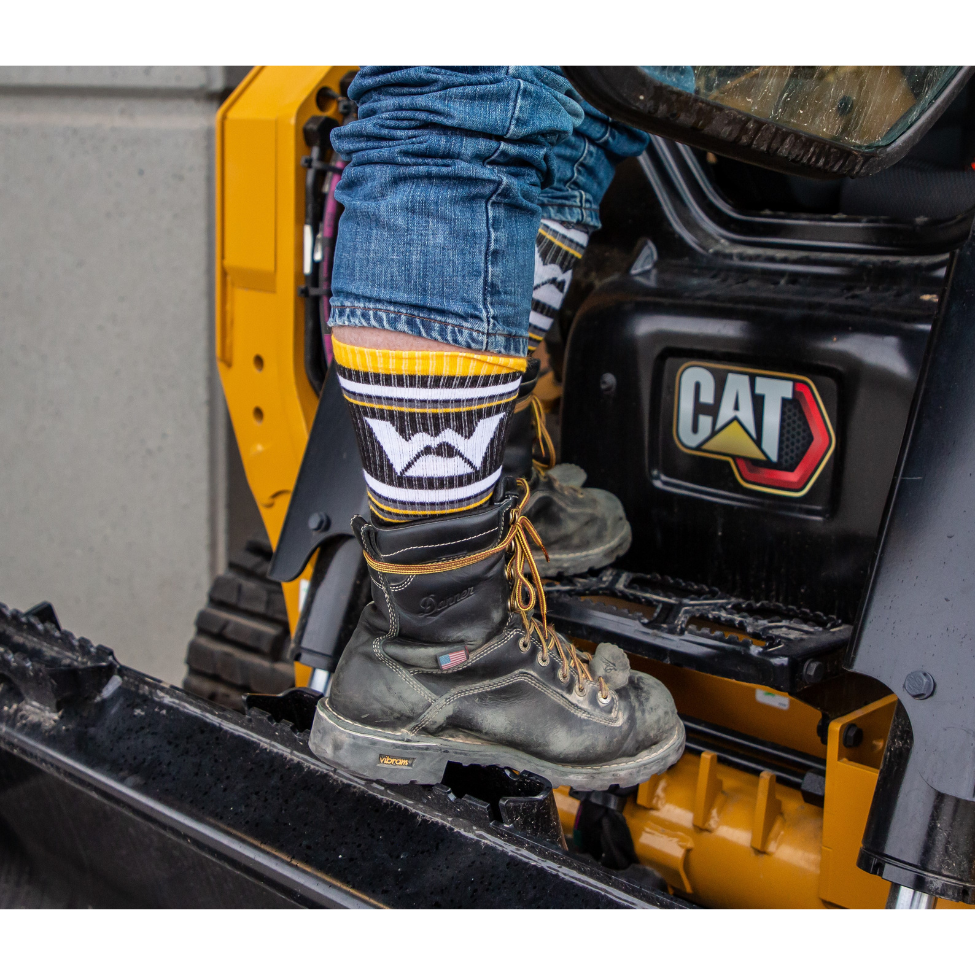 Next Gen "W" - Athletic Crew Socks